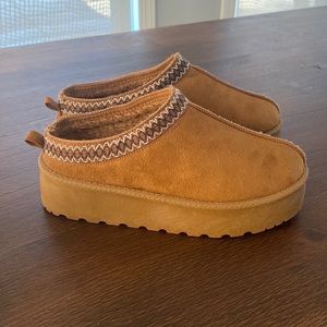 Chosen step platform slippers!